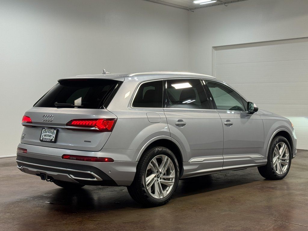 2022 Audi Q7 Premium Plus - Photo 4