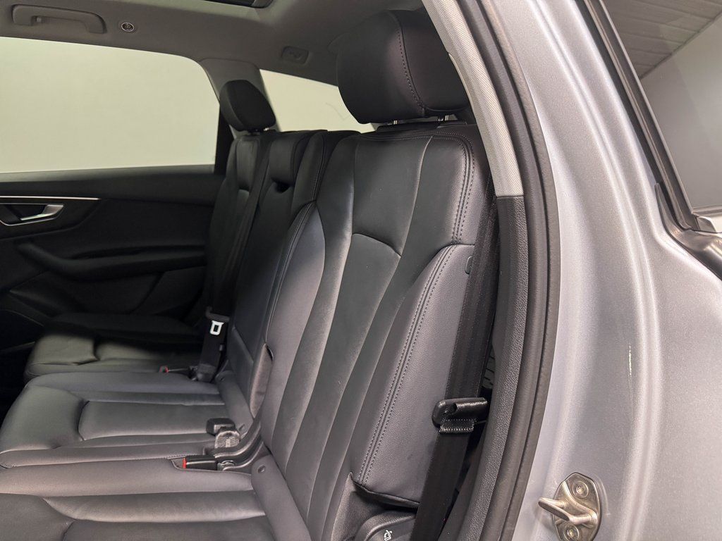 2022 Audi Q7 Premium Plus - Photo 10