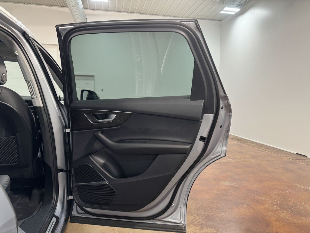 2022 Audi Q7 Premium Plus - Photo 65