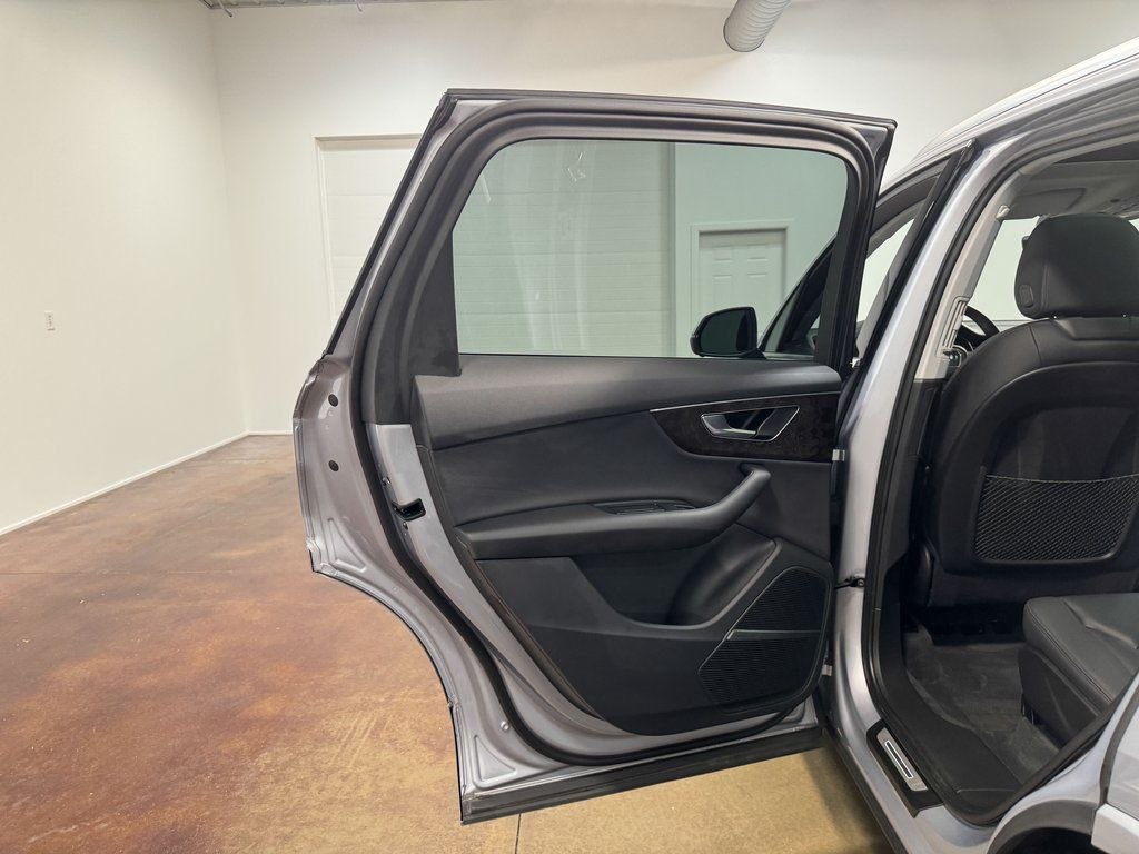 2022 Audi Q7 Premium Plus - Photo 48