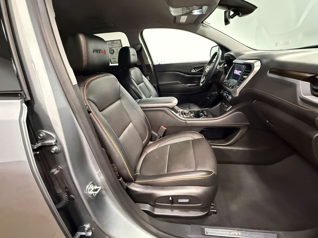 2023 GMC Acadia AT4 - Photo 13