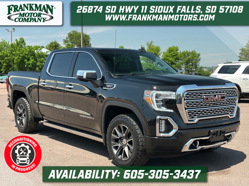 2021 GMC Sierra 4WD Crew Cab Short Box Denali's photo