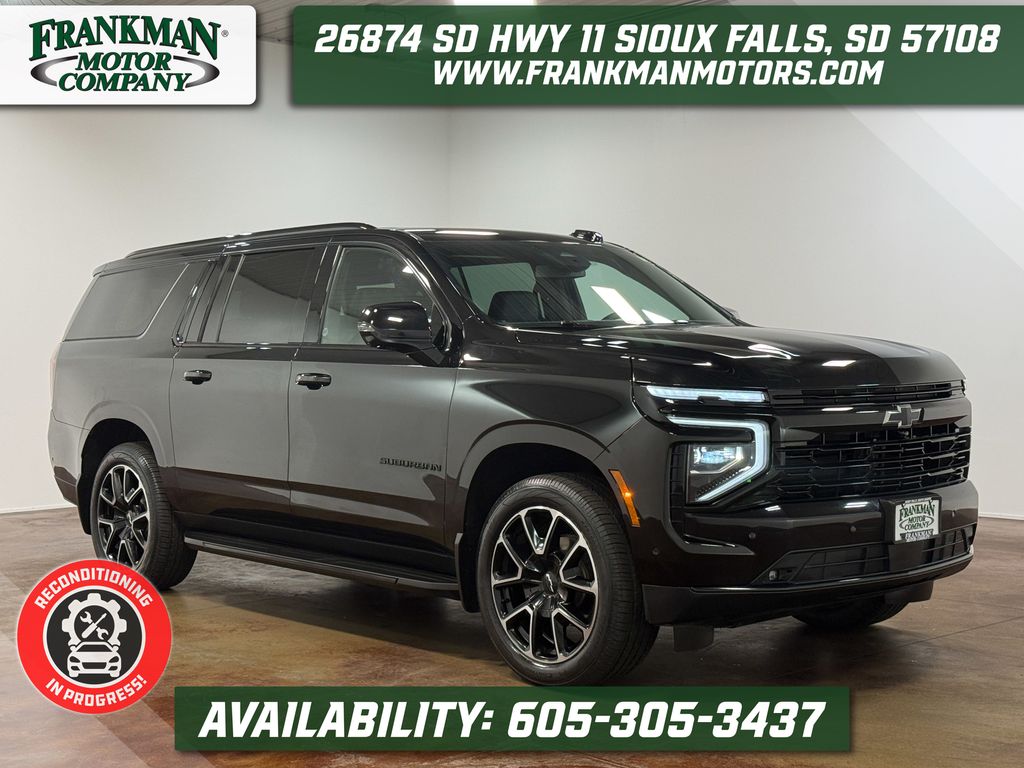 2025 Chevrolet Suburban RST