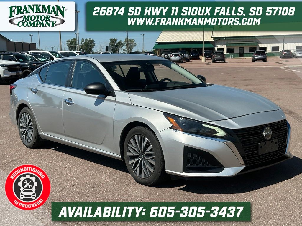 2024 Nissan Altima 2.5 SV
