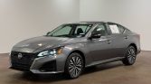 2025 Nissan Altima 2.5 SV thumbnail 7 of 89
