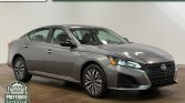 2025 Nissan Altima 2.5 SV thumbnail 1 of 89